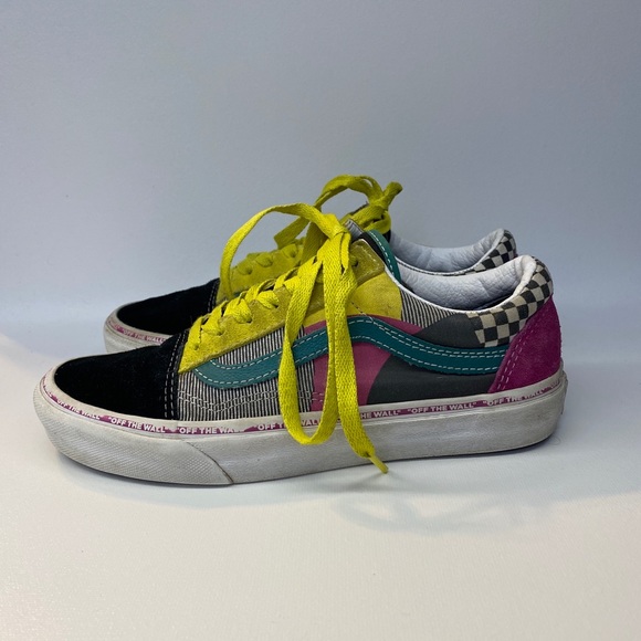 Vans Shoes - Vans Old Skool Low top Lace up Skate Shoes Unisex M-5 W-6.5 Multicolor 721454